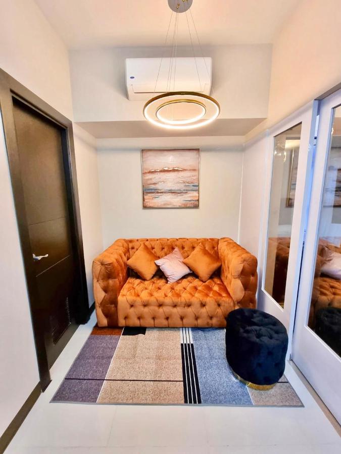 Modern 1Br In Uptown Bgc Aparthotel Taguig Exterior photo