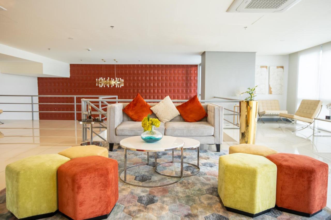 Modern 1Br In Uptown Bgc Aparthotel Taguig Exterior photo