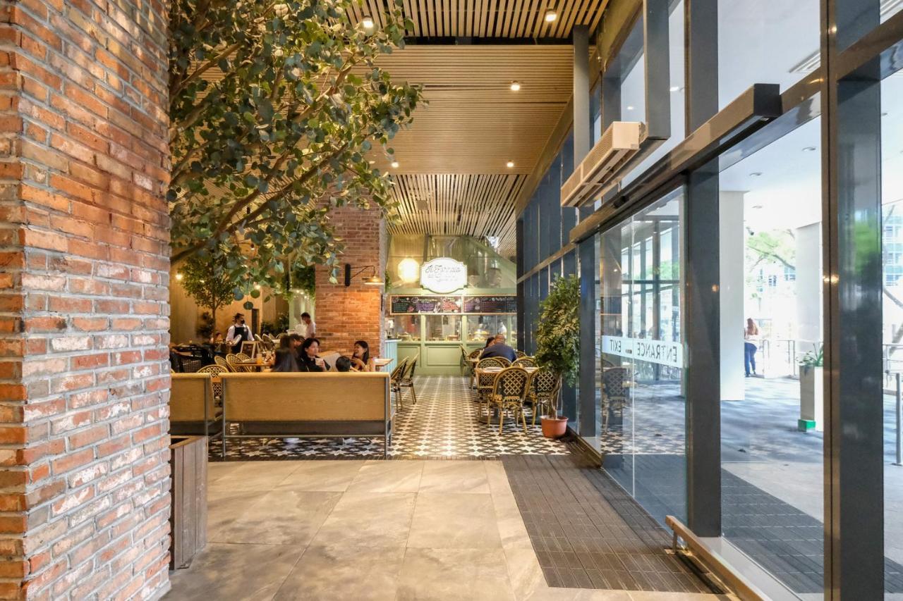 Modern 1Br In Uptown Bgc Aparthotel Taguig Exterior photo