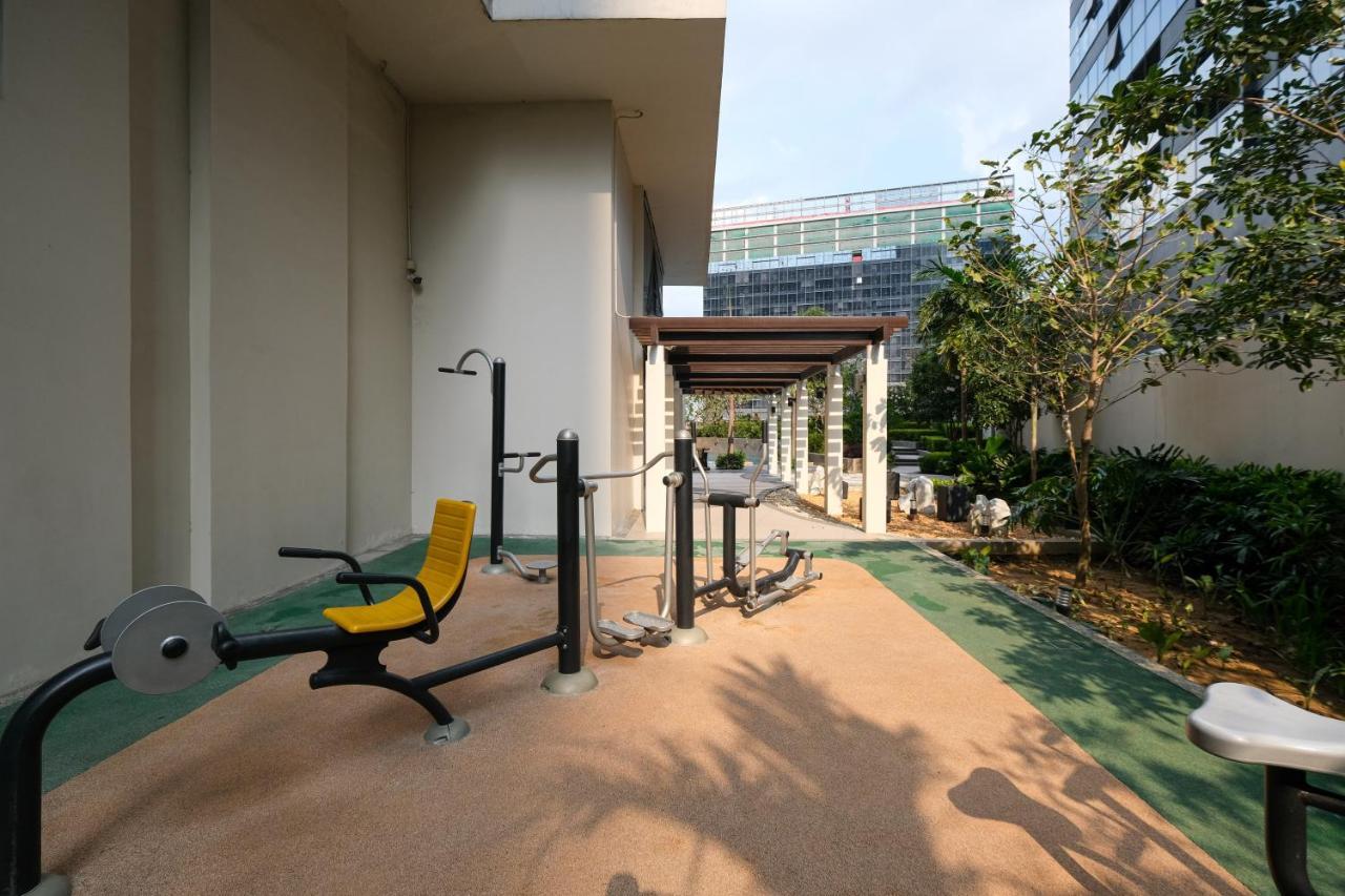 Modern 1Br In Uptown Bgc Aparthotel Taguig Exterior photo
